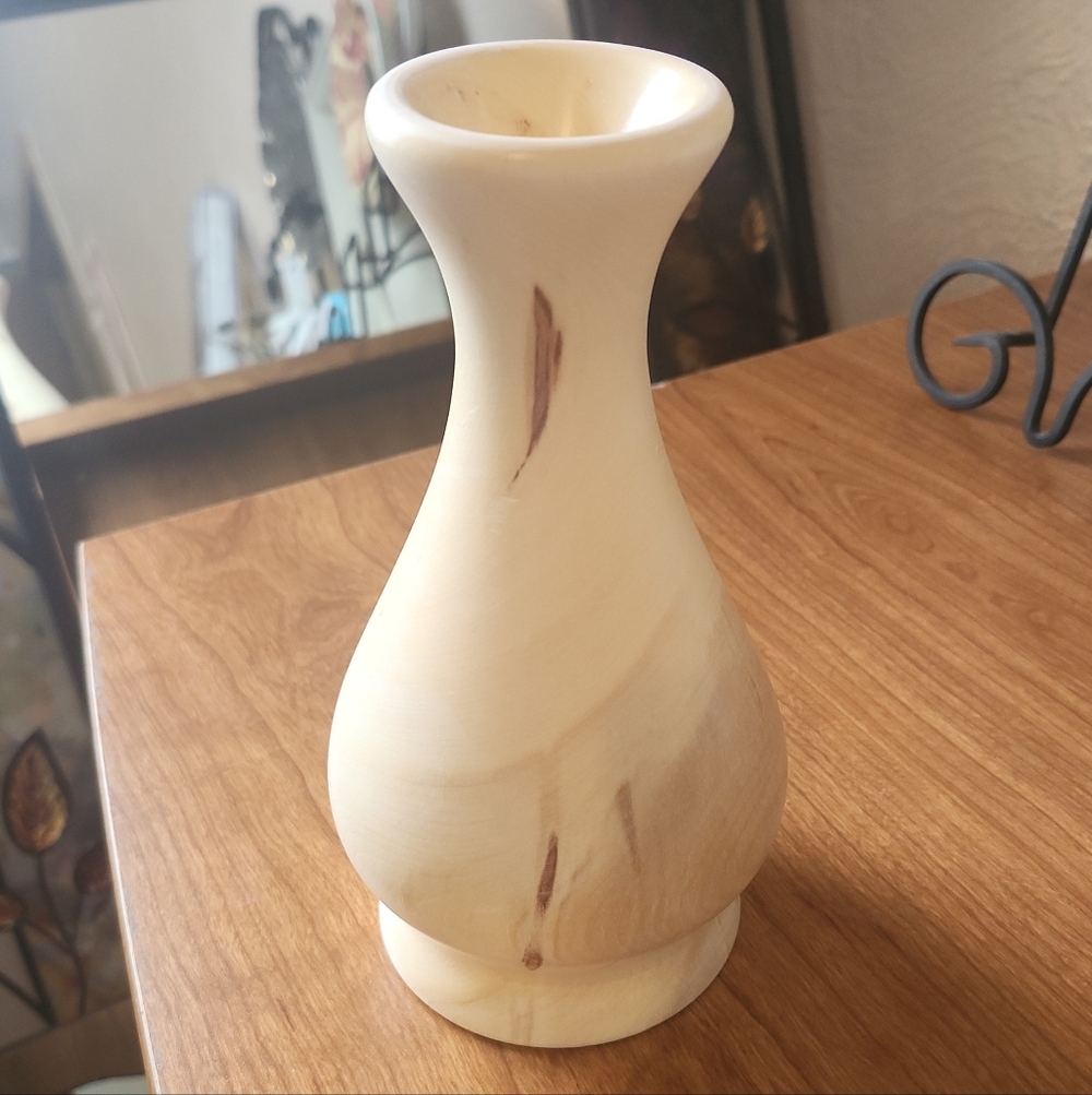 Elegant Cream Wooden Vase